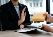 5 Signs the Insurance Settlement You Were Offered Is Too Low Insurance