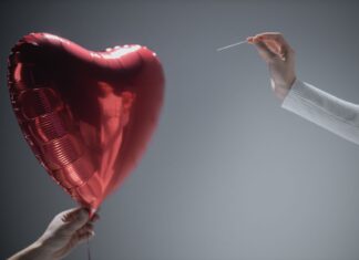 Why Am I Getting Heart Palpitations? Heart Doctor Singapore Shares Common Causes