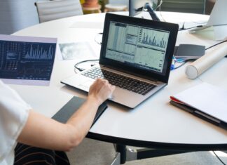 How Data-Driven Approaches Are Transforming B2B Sales