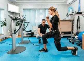 How a Sports Clinic Singapore Helps Athletes Recover Faster After Injury Injury
