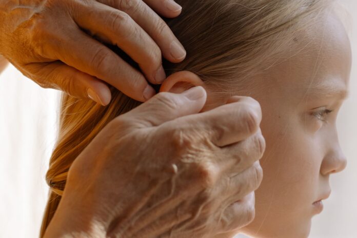 Cochlear Implants at a Hearing Clinic: Who Is a Suitable Candidate? cochlear implants